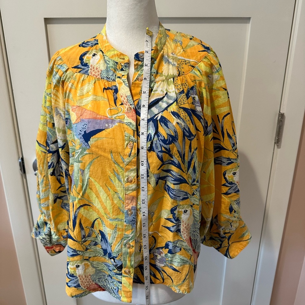 Maeve Size XS yellow tropical print cotton blouse. Front and cuff buttons - Picture 9 of 13